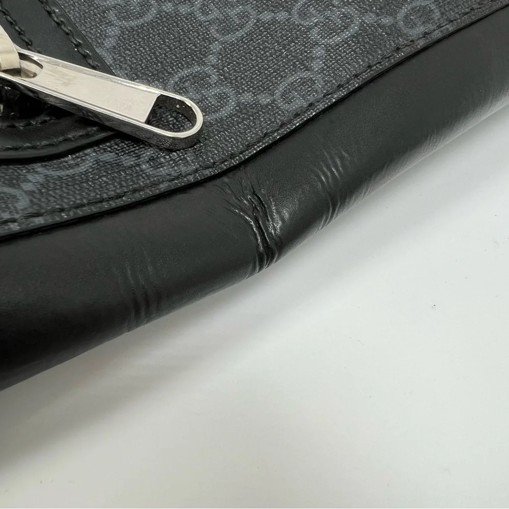 GUCCI GG SUPREME BLACK MONOGRAM WEB FLAT MESSENGER BAG